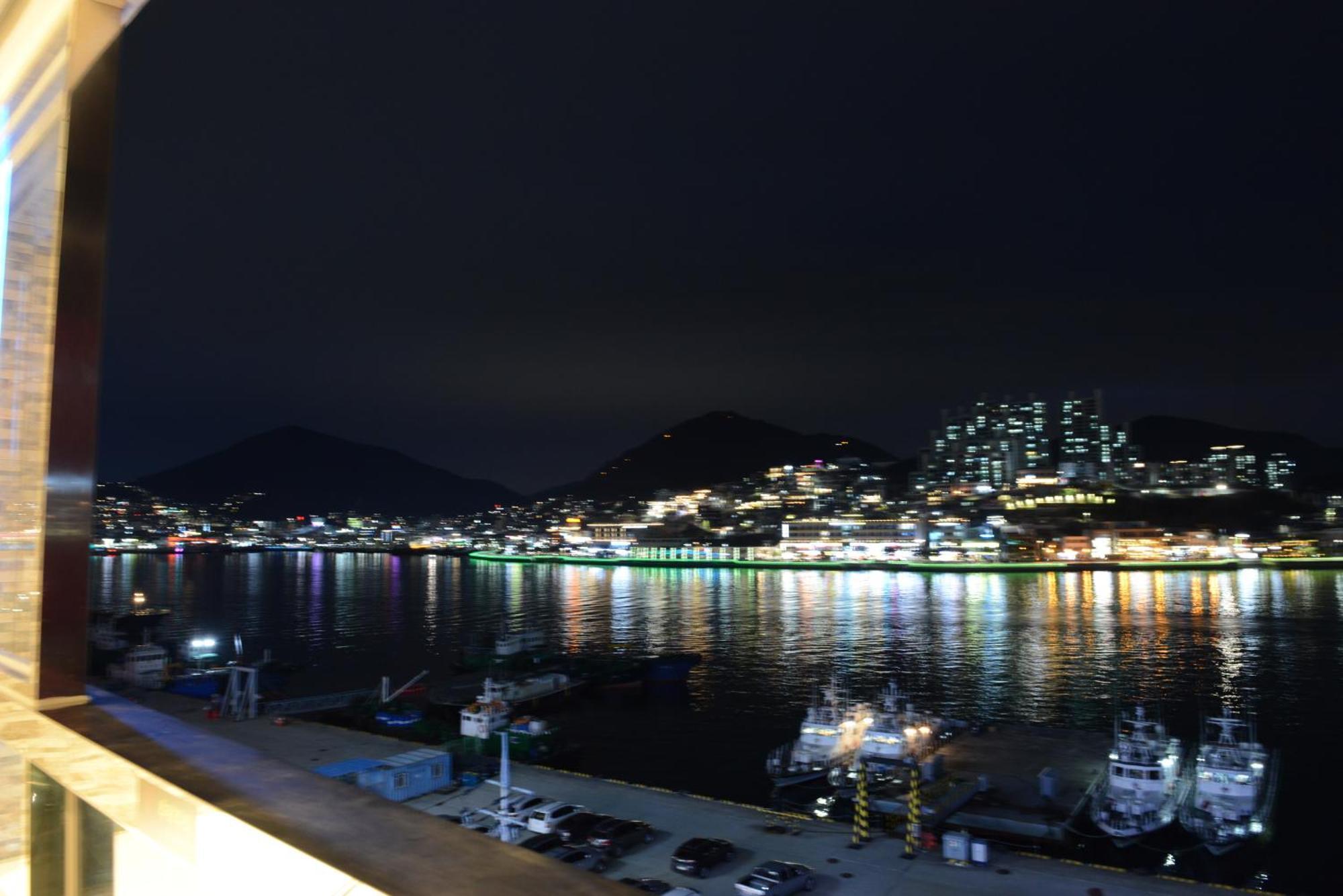 Lium Spa Hostel Yeosu Exterior photo