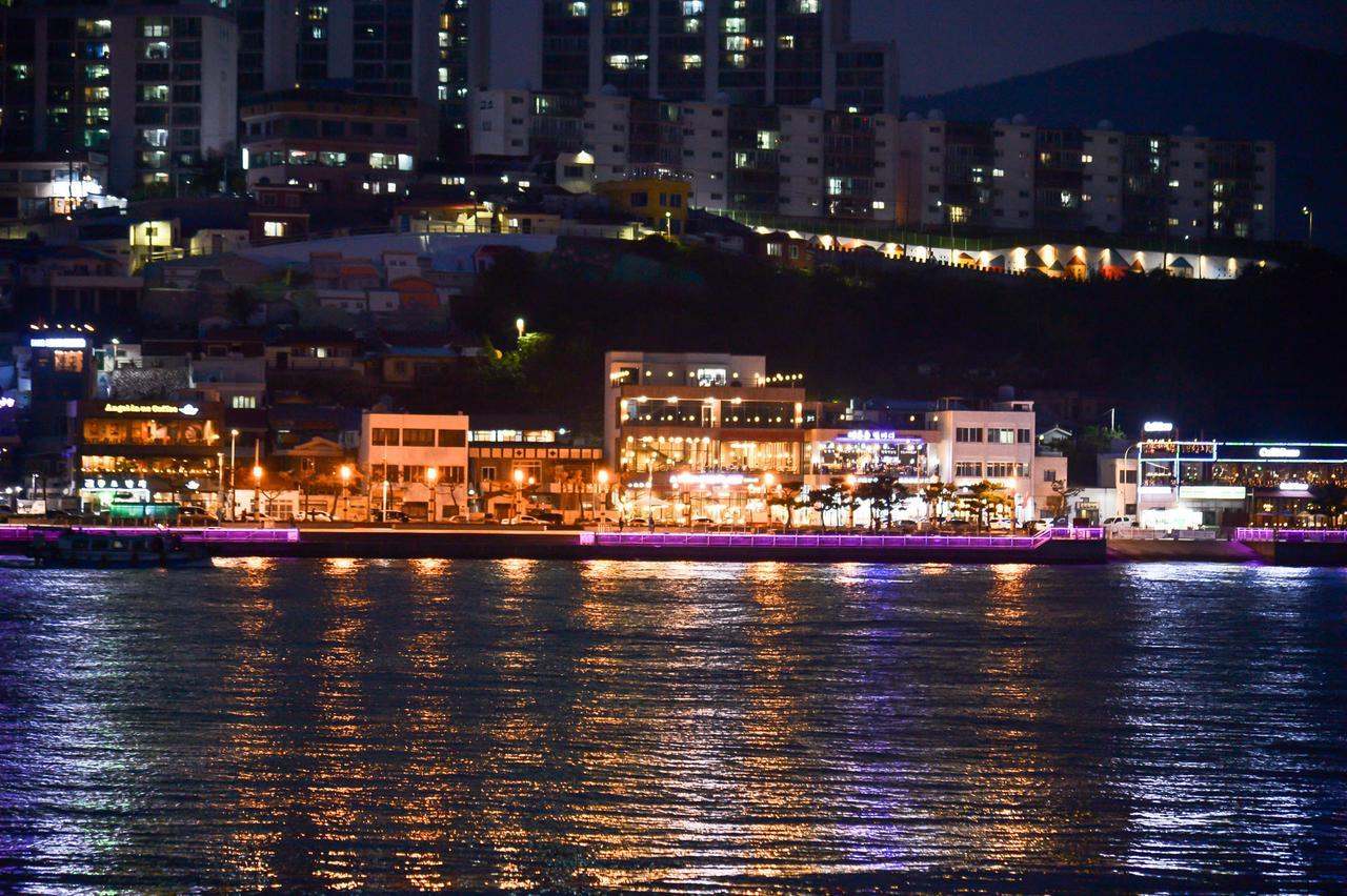 Lium Spa Hostel Yeosu Exterior photo